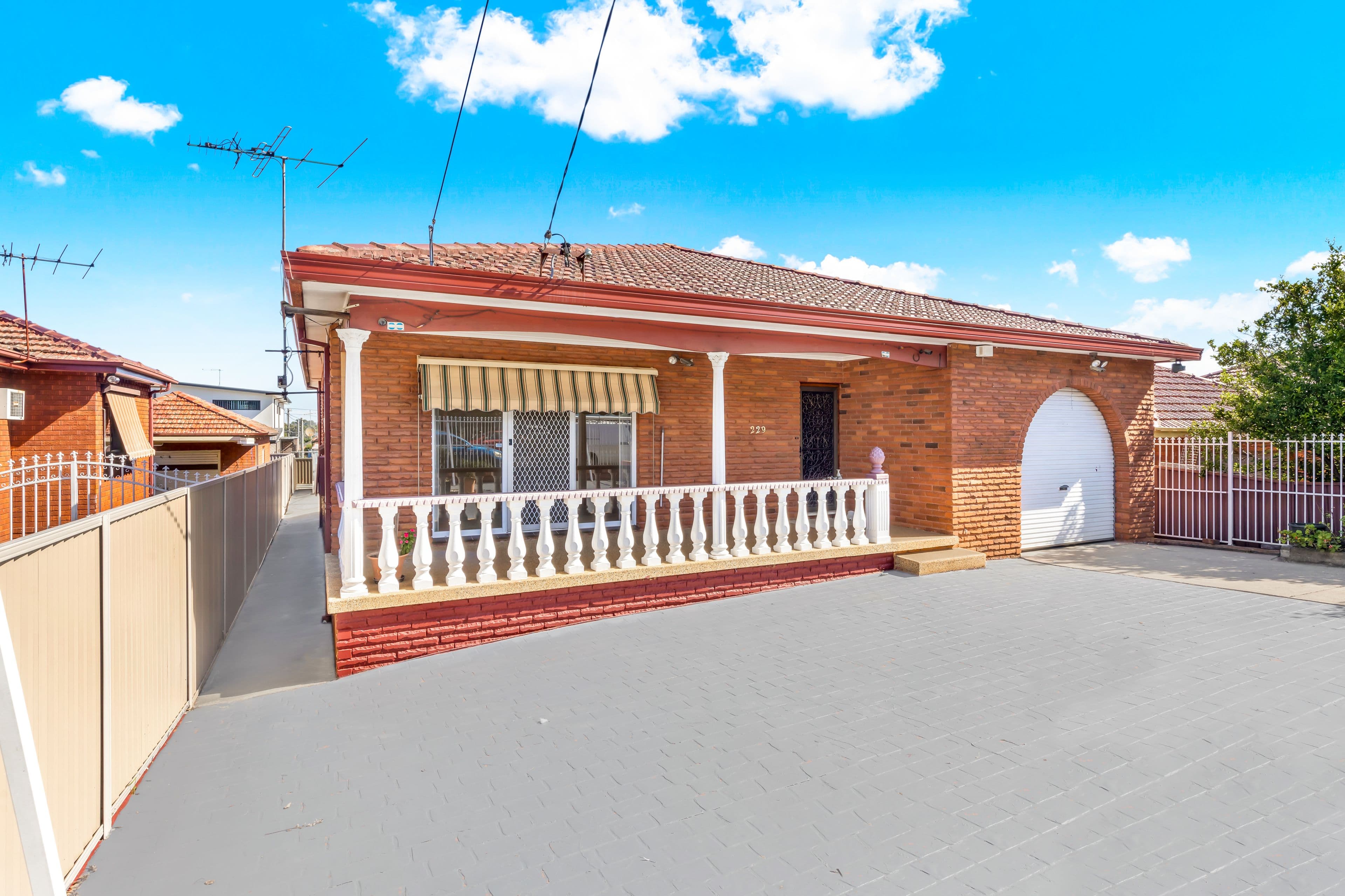 229 Hamilton Road, Fairfield West NSW 2165, Fairfield West - Thumbnail 3