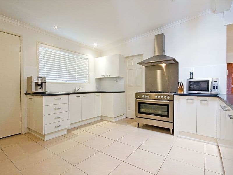 79 Ditton Road, SUNNYBANK HILLS QLD 4109, Sunnybank Hills - Thumbnail 3