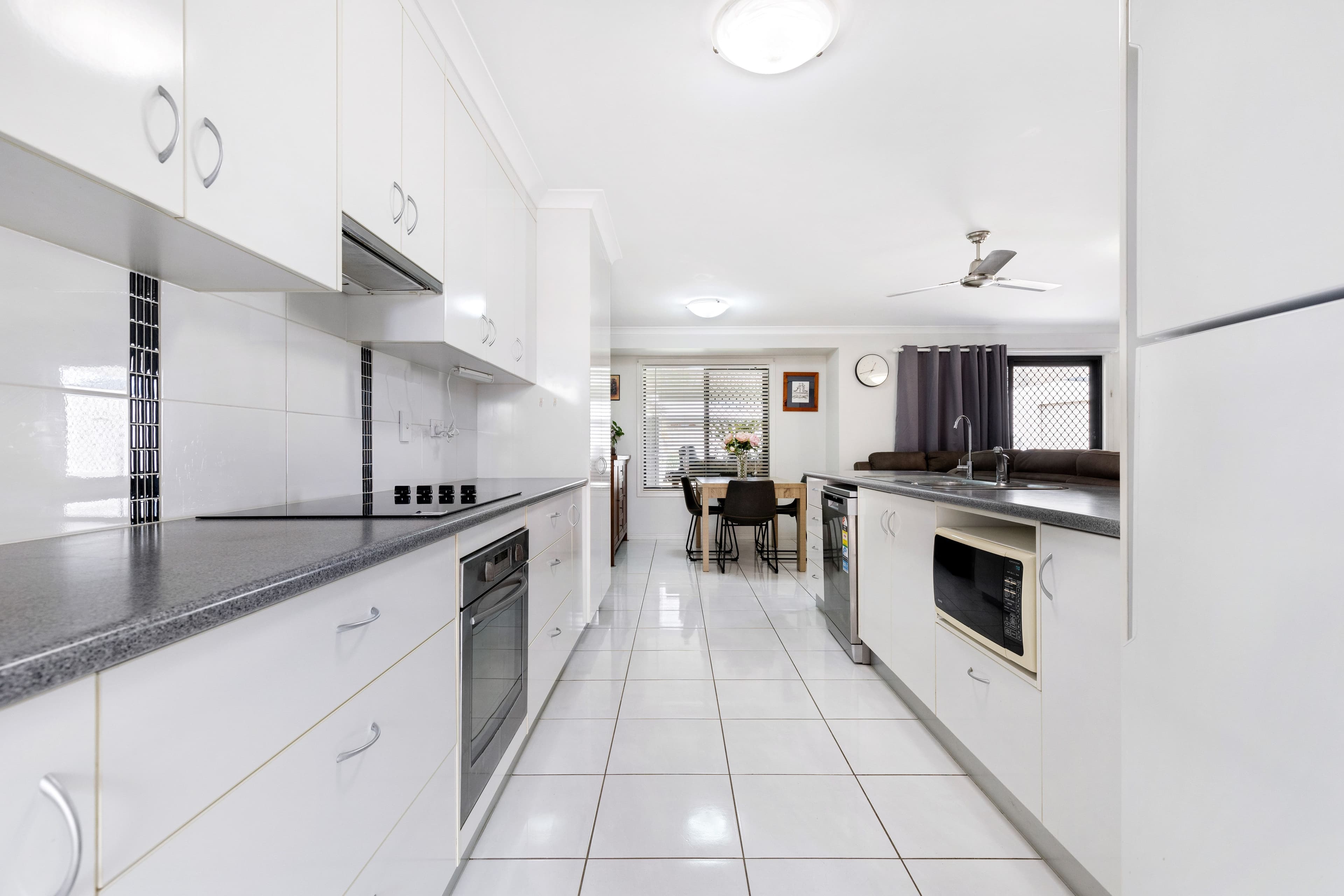 61 Blue Gum Drive, Emerald QLD 4720, Emerald - Thumbnail 7