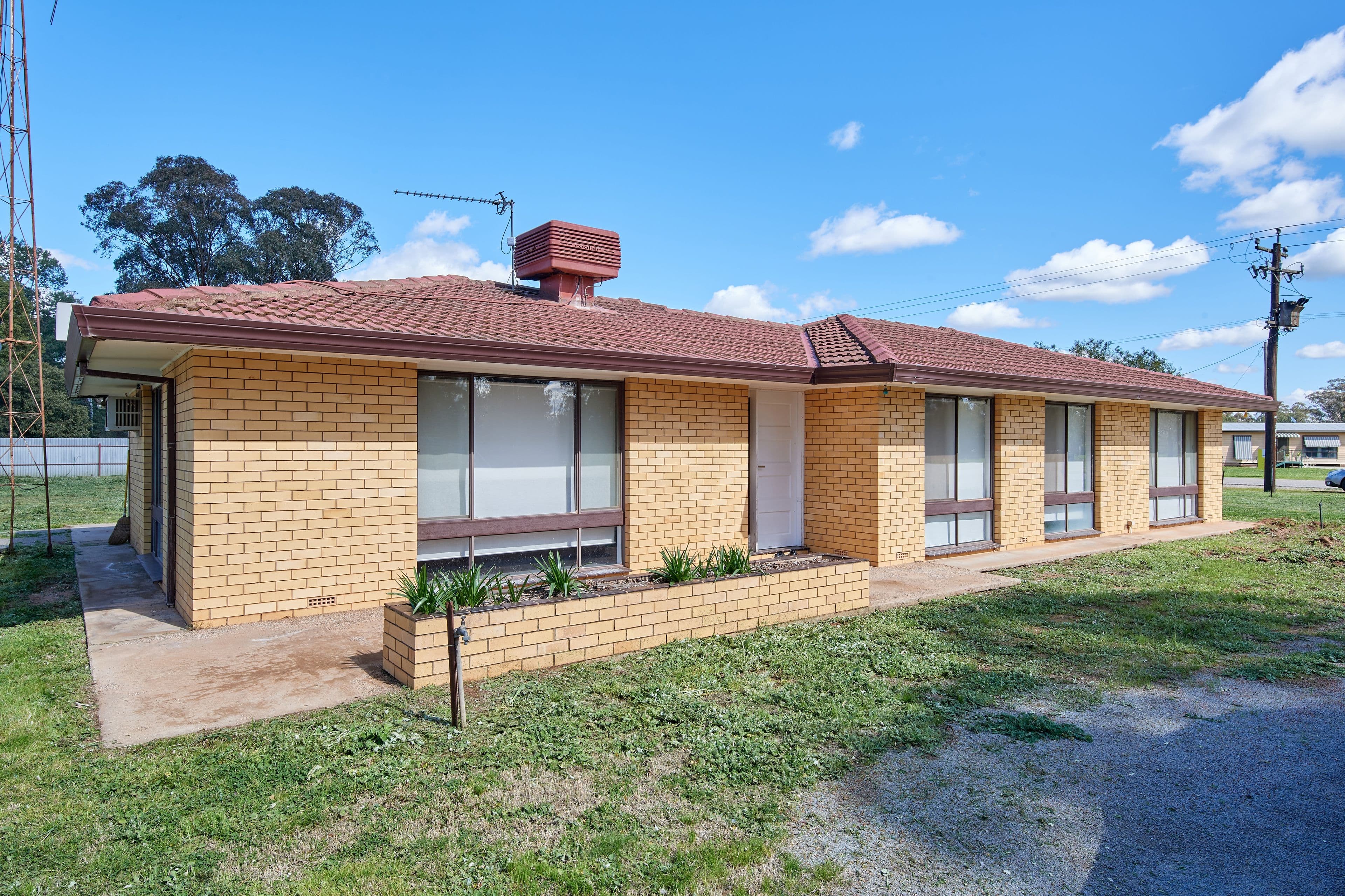 7 Grant Street, Ganmain NSW 2702, Ganmain - Image 1