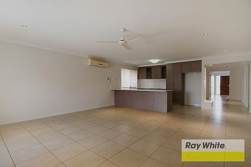 31 Gilberton Crescent, FOREST LAKE QLD 4078, Forest Lake - Thumbnail 2