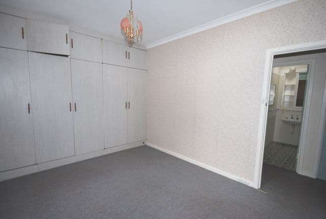 21 Hennessy Avenue, ORELIA WA 6167, Orelia - Thumbnail 6