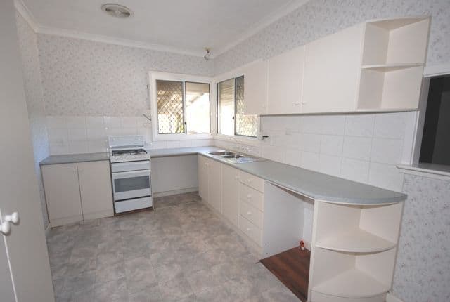 21 Hennessy Avenue, ORELIA WA 6167, Orelia - Thumbnail 8