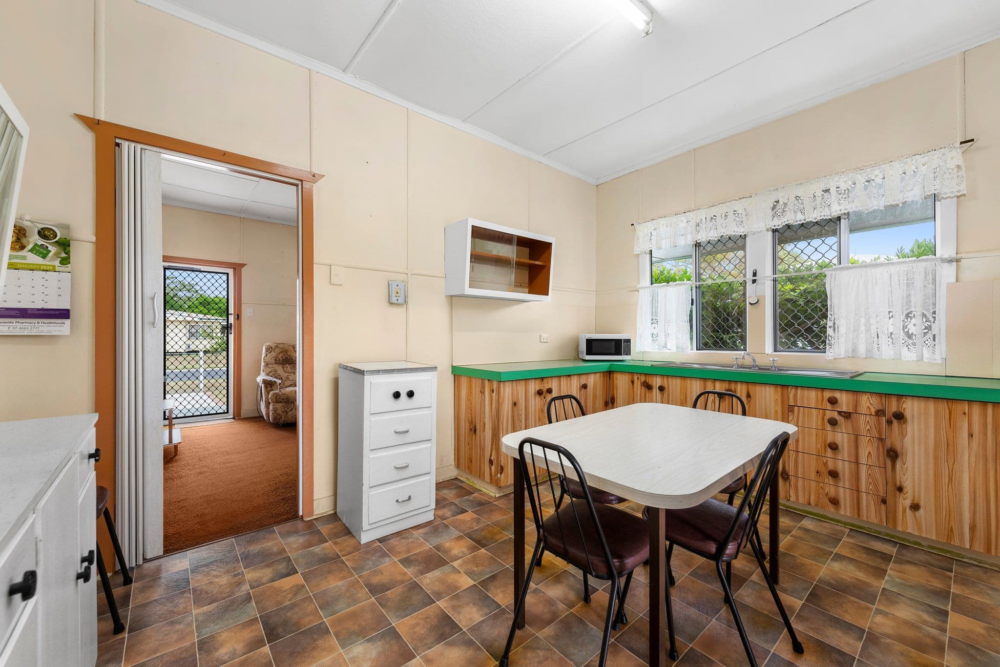 14 Geisel Street, Dalby QLD 4405, Dalby - Thumbnail 2