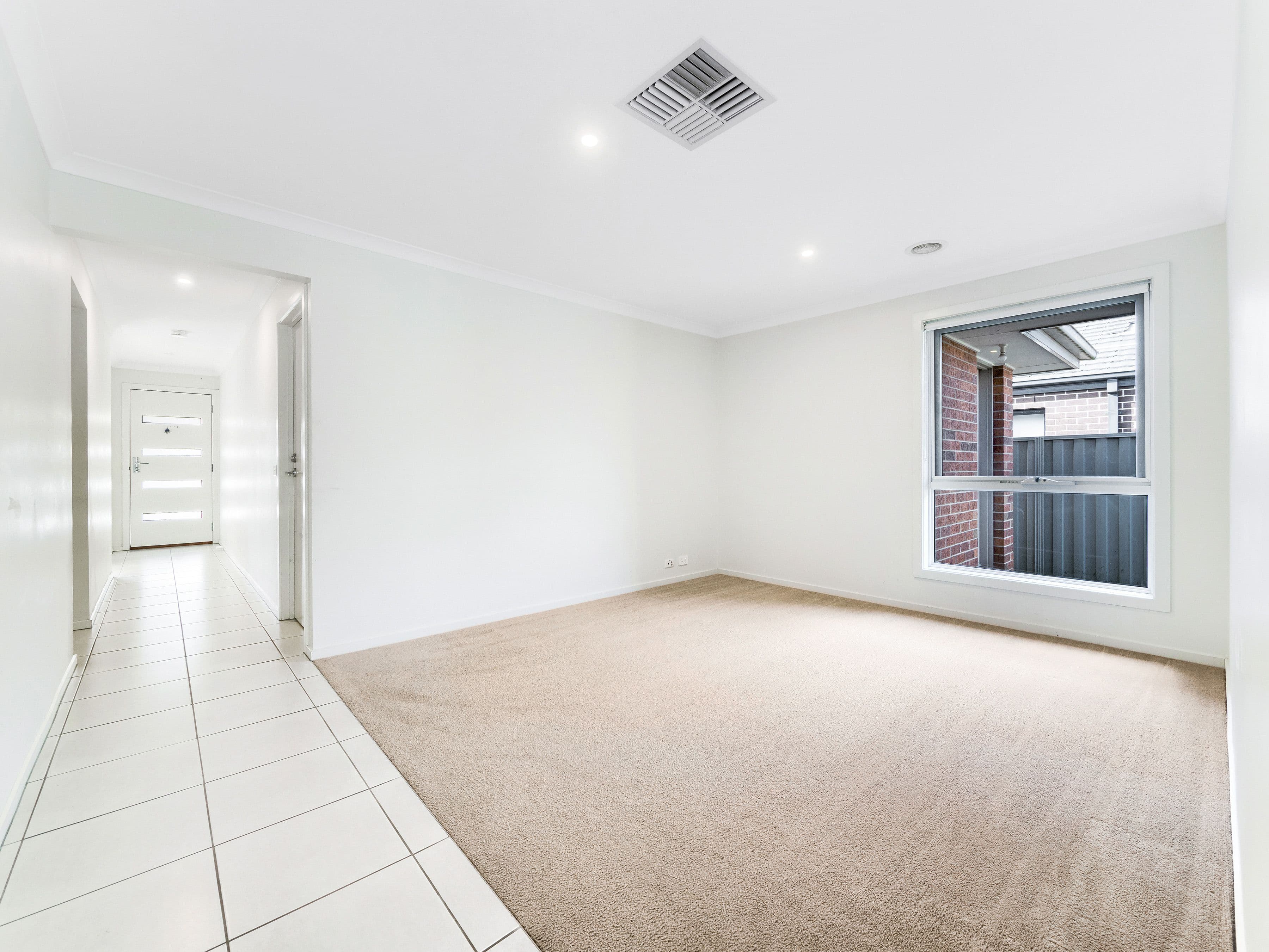 33 Cortula Road, Cranbourne East VIC 3977, Cranbourne East - Thumbnail 3