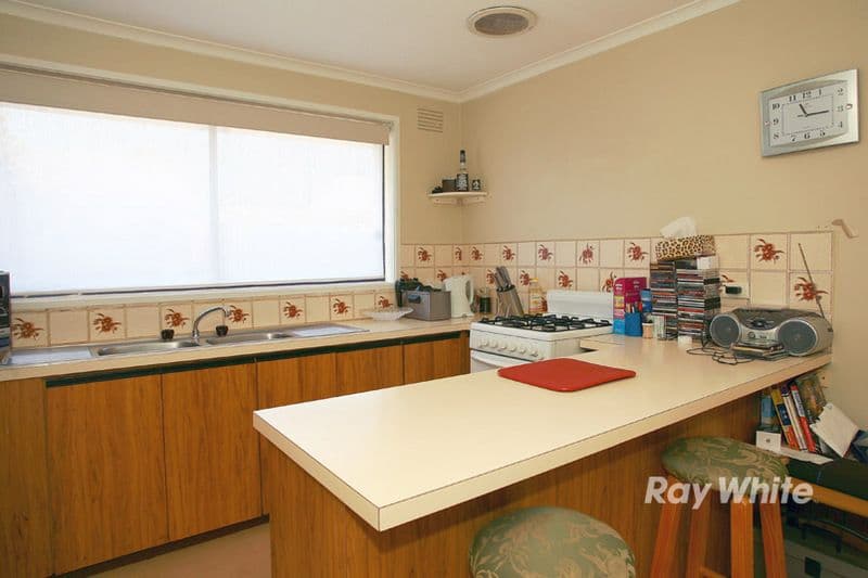 44 Stawell Street, CRANBOURNE VIC 3977, Cranbourne - Thumbnail 2