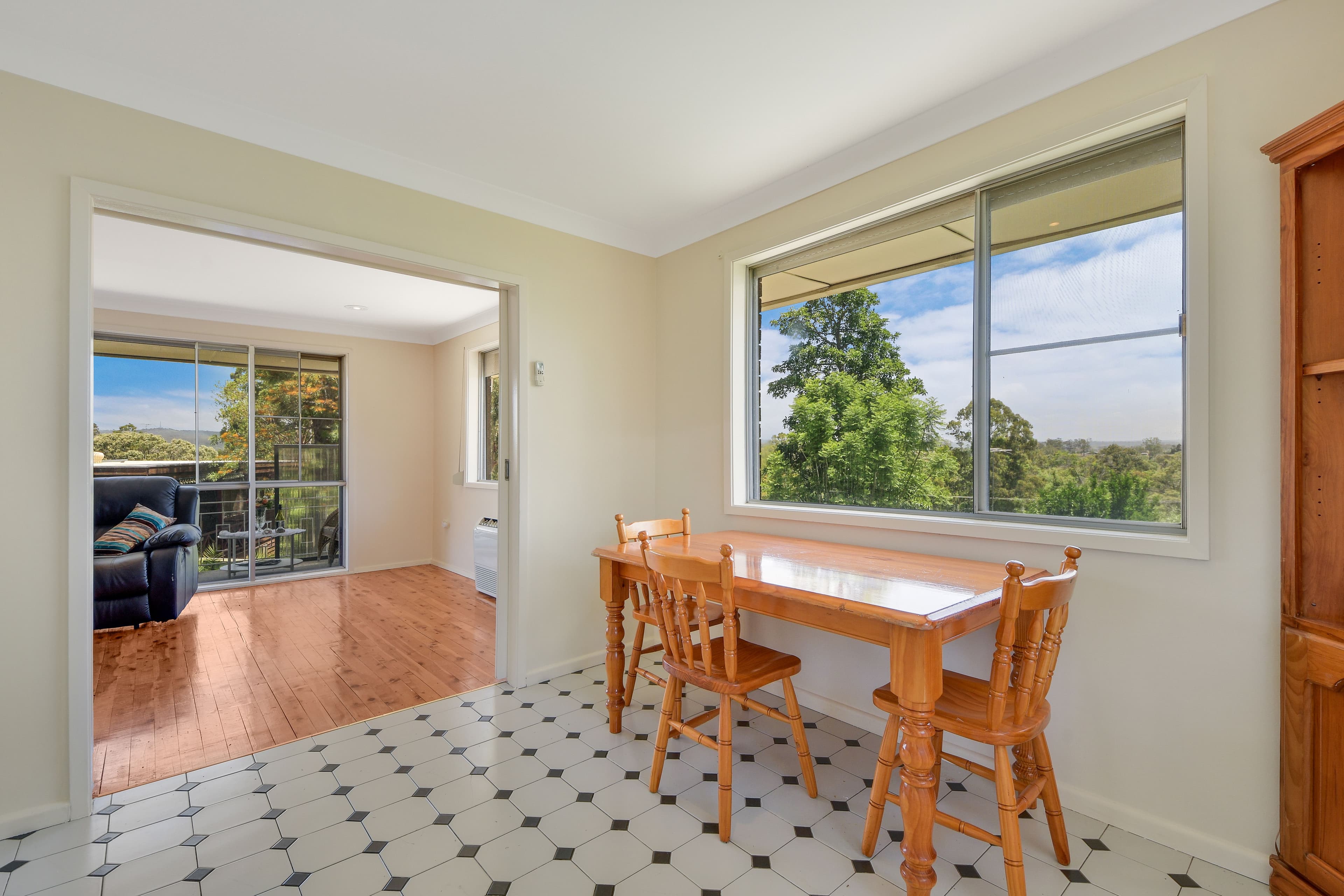 18 Bourke Place, Camden South - Thumbnail 8