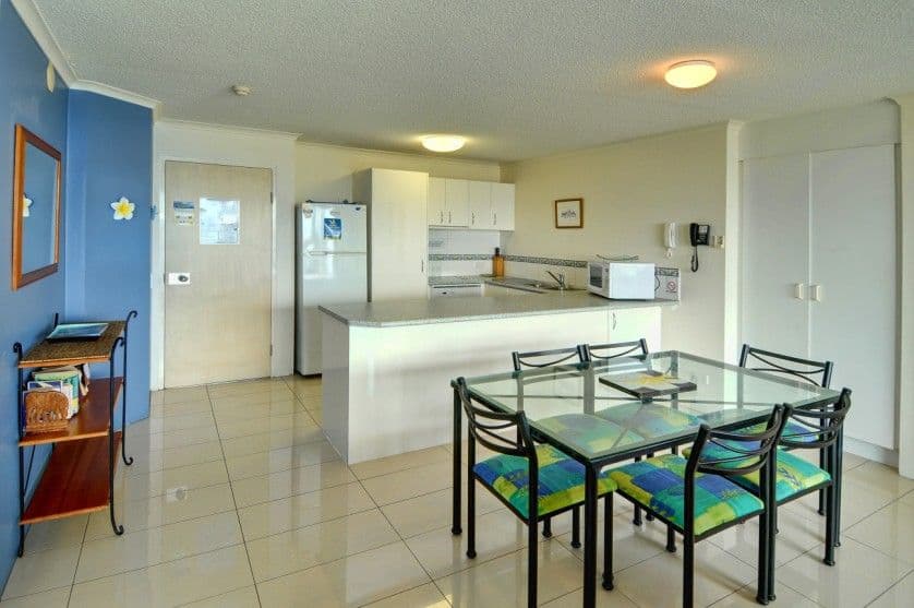  14 Bulcock Beach Esplanade, CALOUNDRA QLD 4551, Caloundra - Thumbnail 2