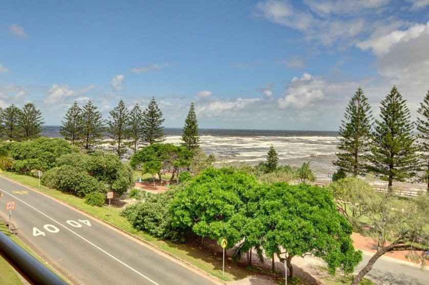  14 Bulcock Beach Esplanade, CALOUNDRA QLD 4551, Caloundra - Thumbnail 4