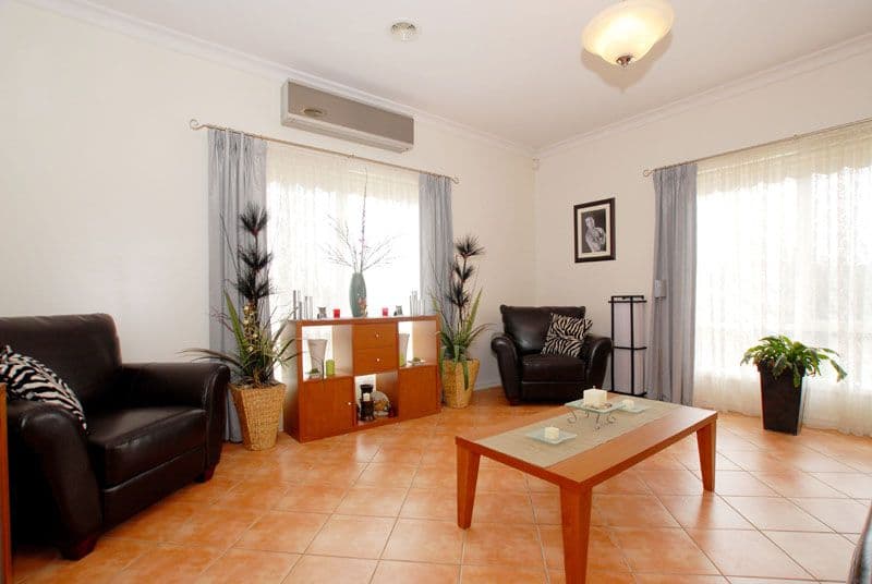 17 Waight Court, TARNEIT VIC 3029, Tarneit - Thumbnail 4