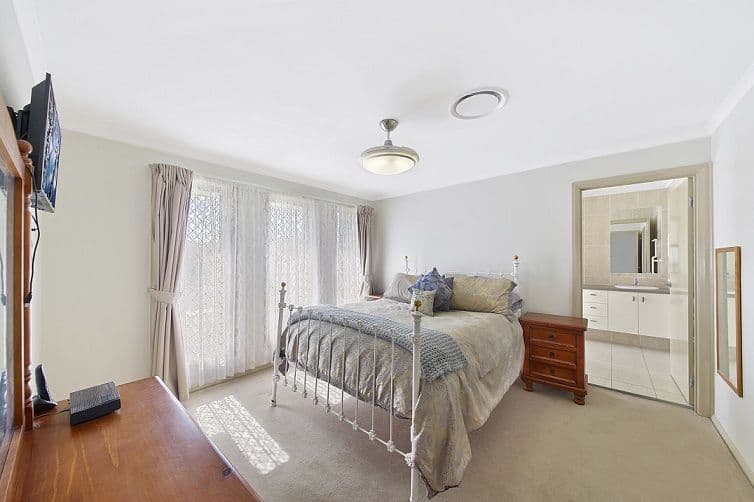 13 Spring Farm Drive, Spring Farm - Thumbnail 6