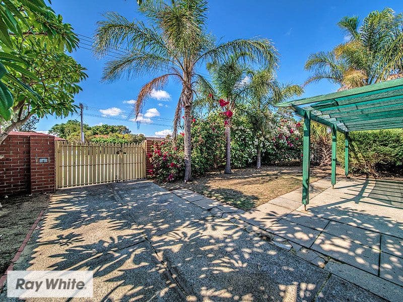 29 Girrawheen Avenue, Girrawheen WA 6064, Girrawheen - Thumbnail 3