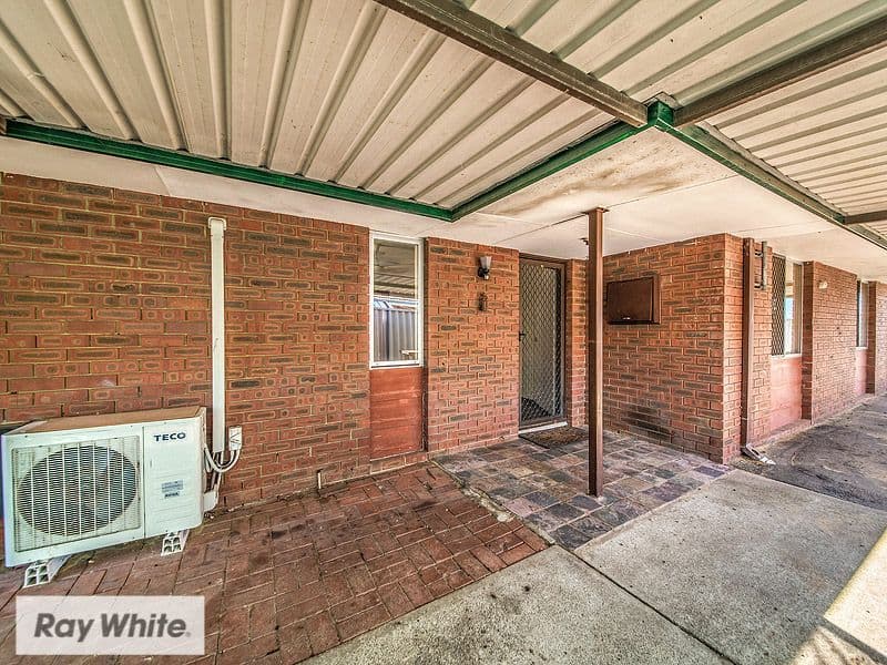 29 Girrawheen Avenue, Girrawheen WA 6064, Girrawheen - Thumbnail 4