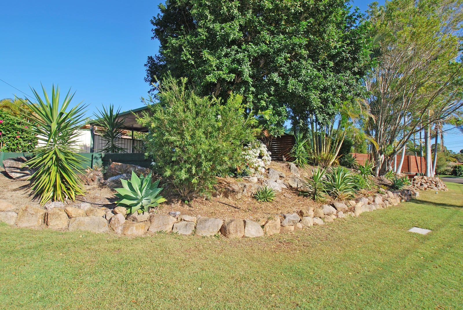 17 Weymouth Street, Alexandra Hills QLD 4161, Alexandra Hills - Thumbnail 2
