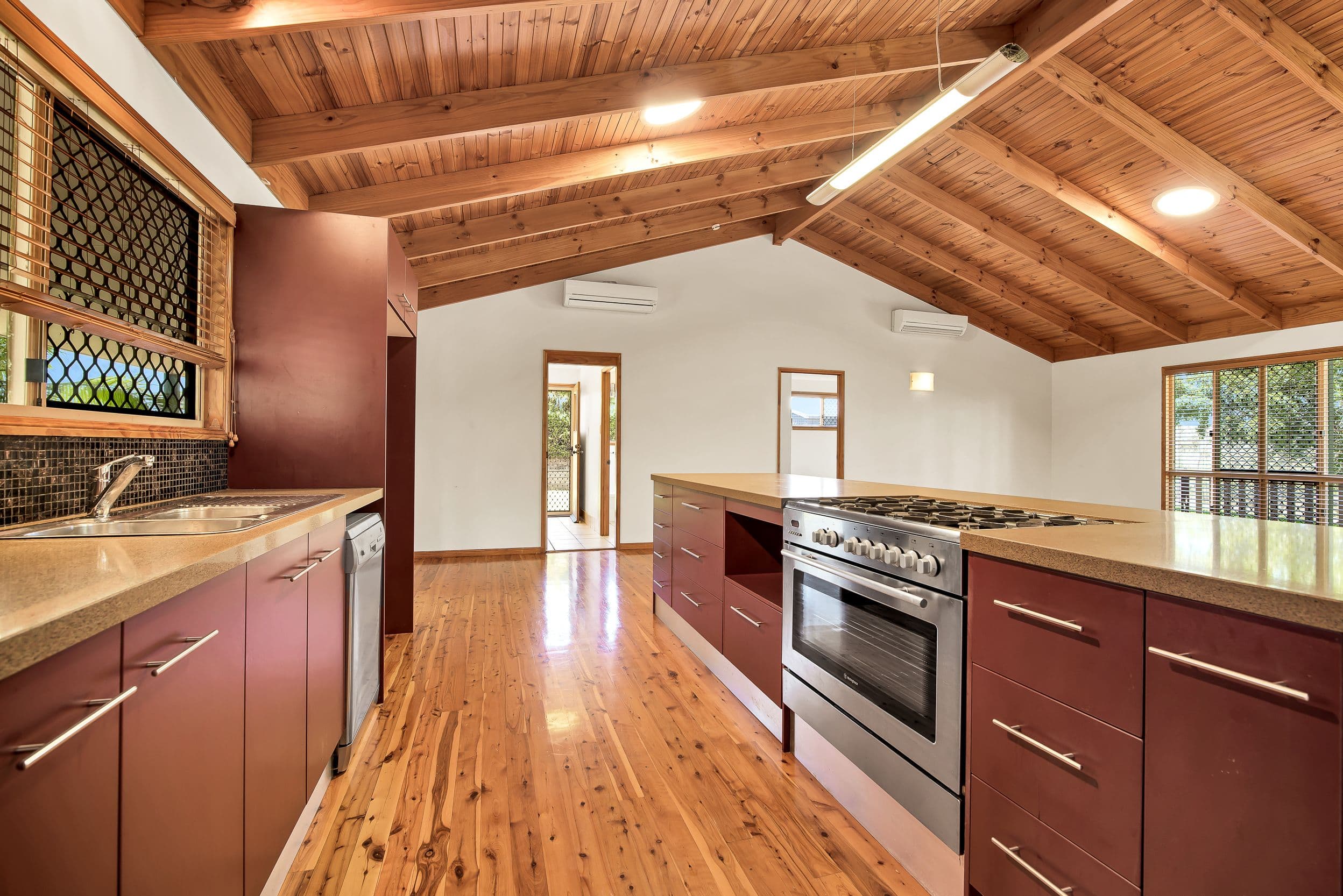 18 Thomsen Road, Burua QLD 4680, Burua - Thumbnail 6