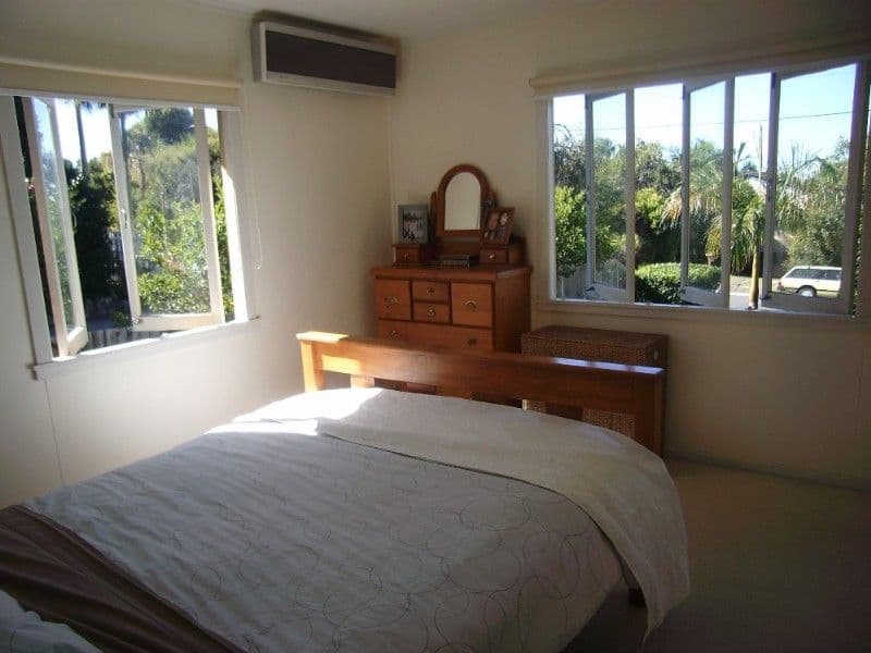 9 Curfew Street, UPPER MOUNT GRAVATT QLD 4122, Upper Mount Gravatt - Thumbnail 5