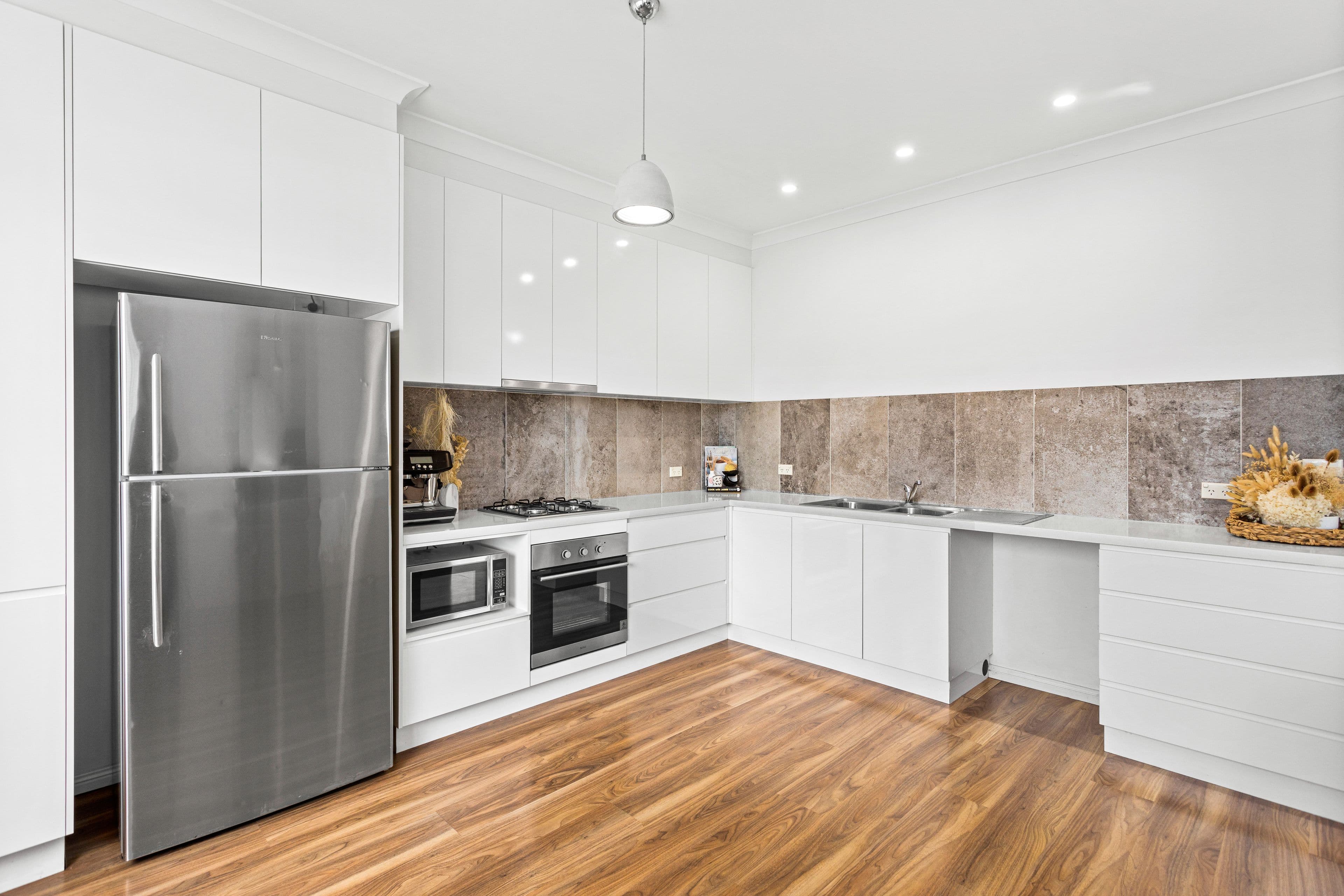 8 Terry Avenue, Warilla NSW 2528, Warilla - Thumbnail 3