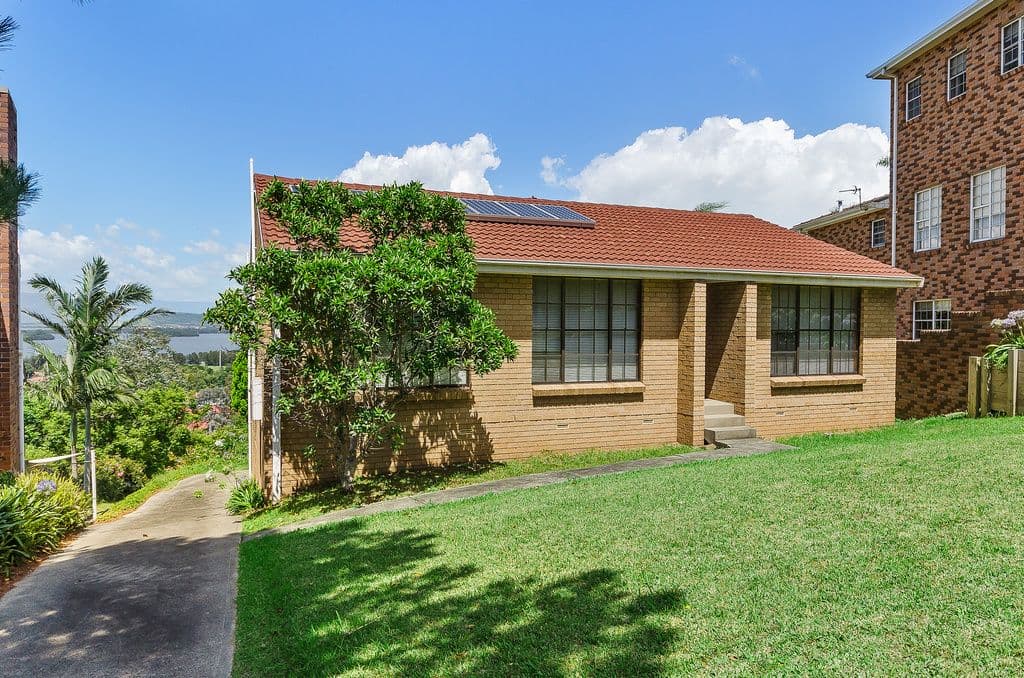 30 Shearwater Drive, Berkeley NSW 2506, Berkeley - Thumbnail 2