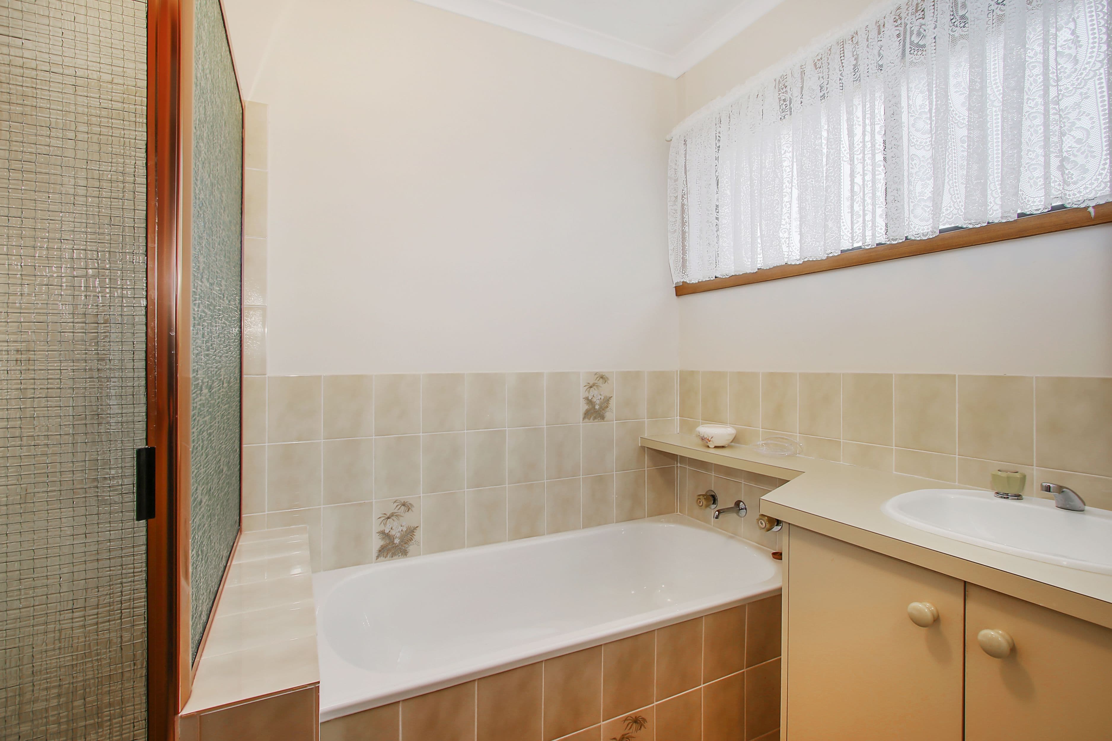 4 Campbell Court, Burrumbuttock - Thumbnail 6