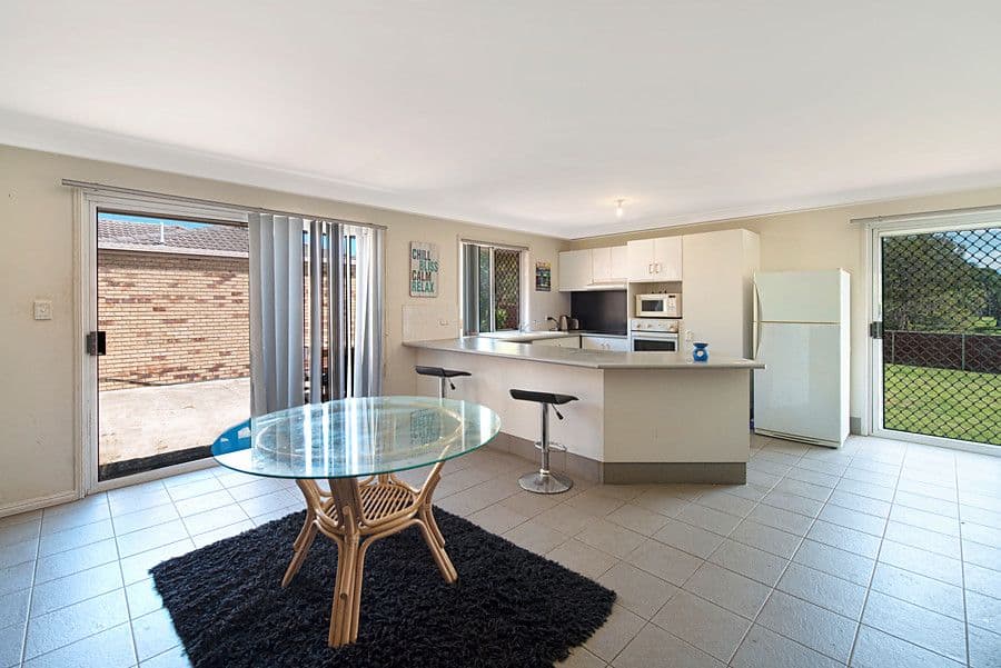 70 Galeen Drive, Burleigh Waters QLD 4220, Burleigh Waters - Thumbnail 3