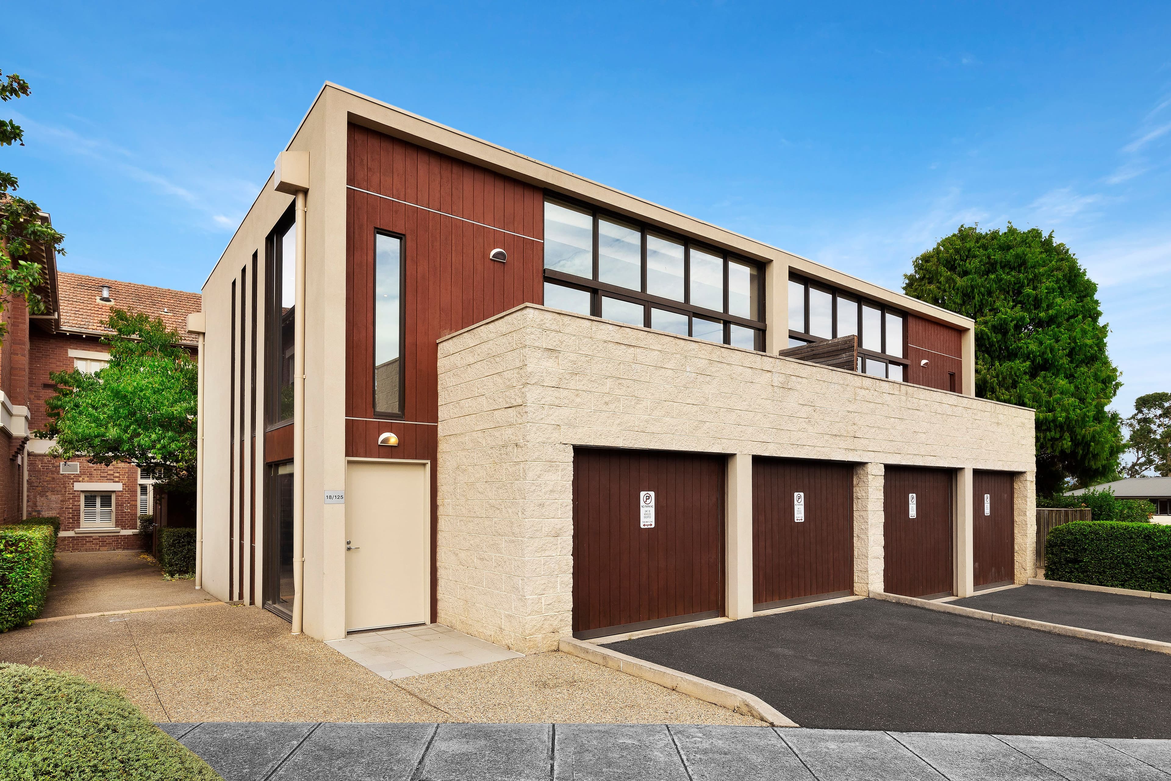 125 Main Drive, Macleod VIC 3085, Macleod - Thumbnail 2