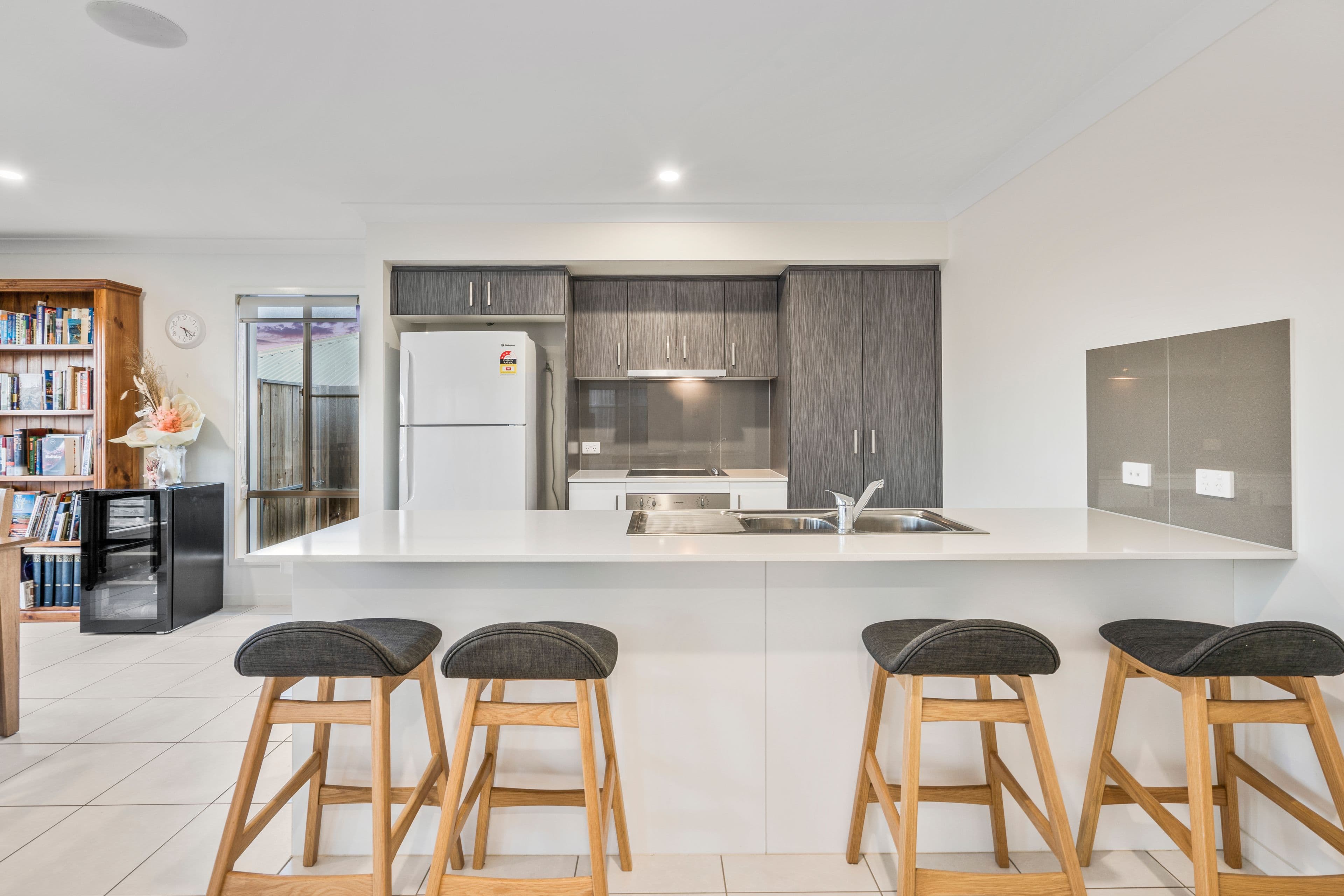 16 Robert Drive, Pimpama QLD 4209, Pimpama - Thumbnail 4