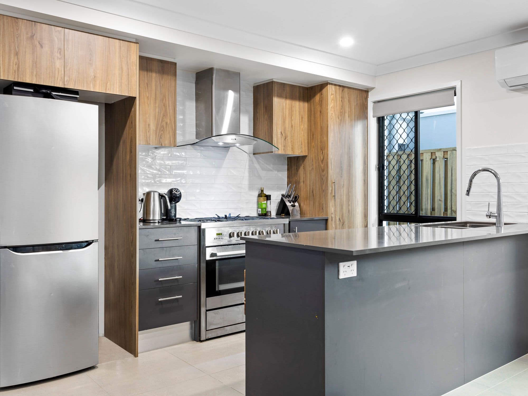 33 Niccy Road, Coomera QLD 4209, Coomera - Thumbnail 3