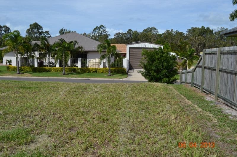 18 Lucas Drive, BURRUM HEADS QLD 4659, Burrum Heads - Thumbnail 4