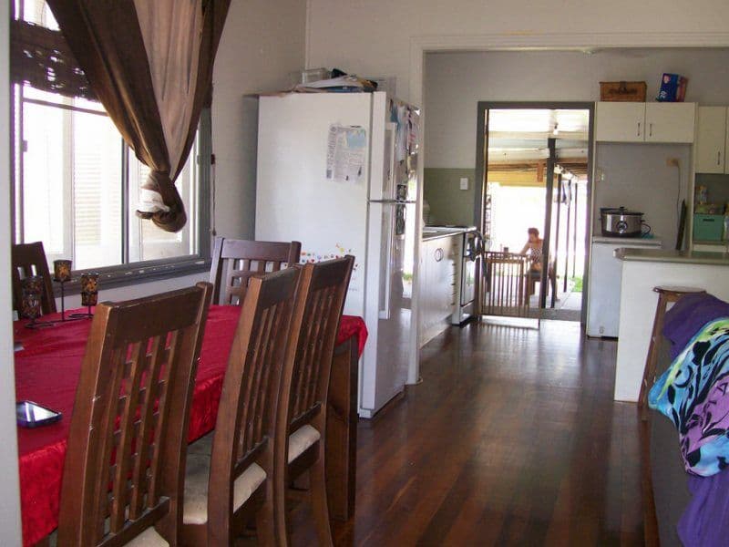 8 Webb Crescent, East Innisfail QLD 4860, East Innisfail - Thumbnail 4