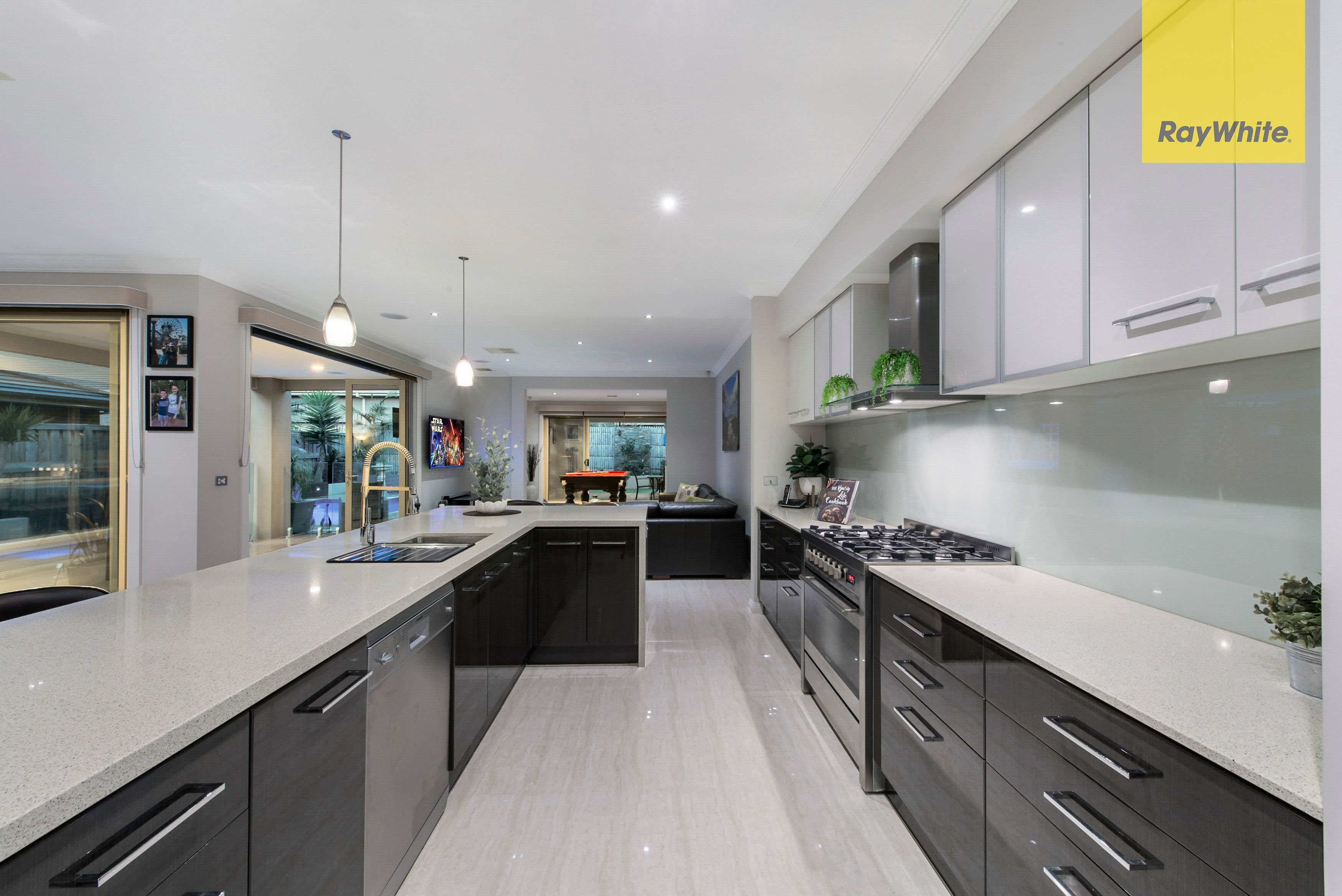 29 Coogee Drive, Taylors Hill VIC 3037, Taylors Hill - Thumbnail 5
