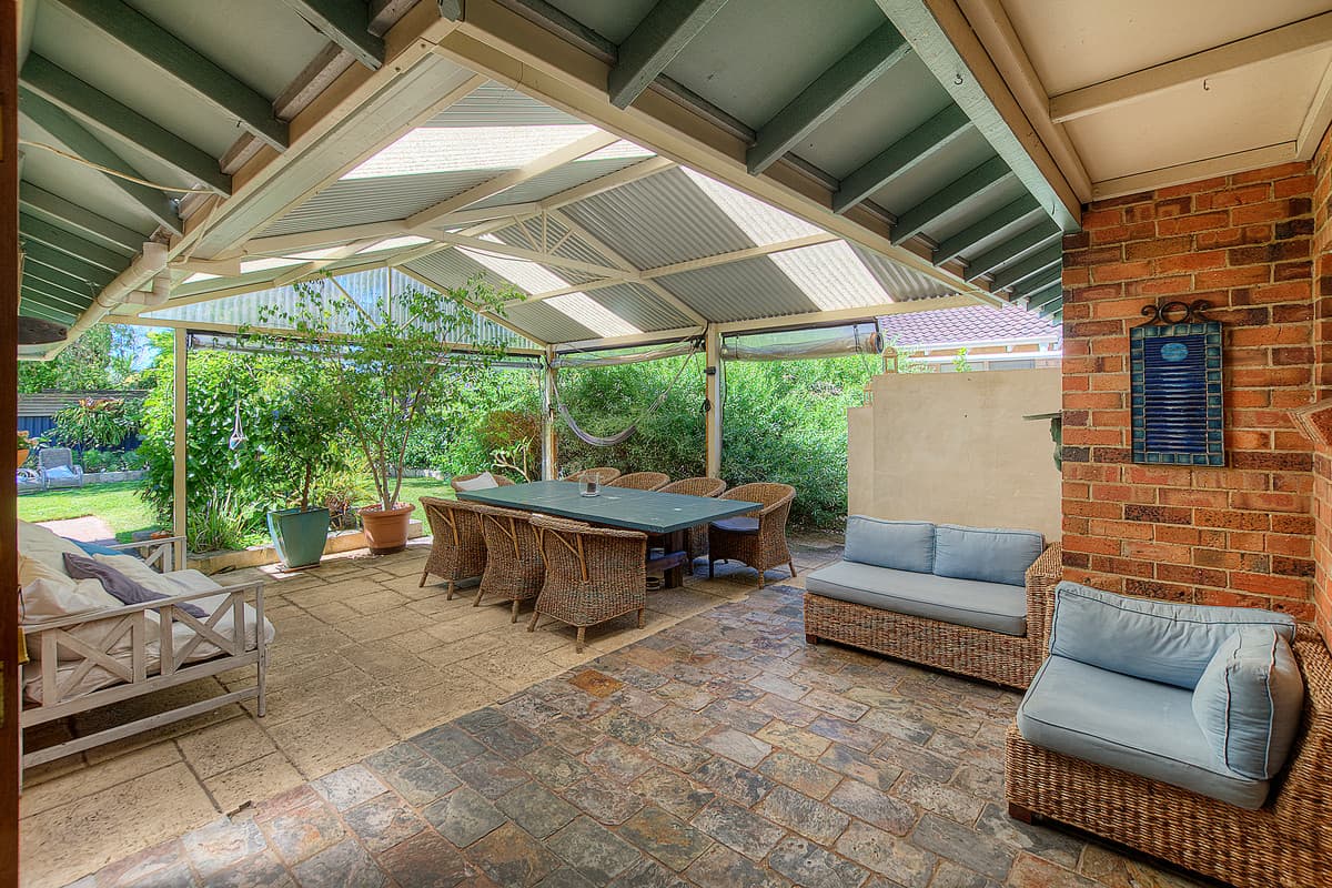28 George Way, Broadwater, Broadwater - Thumbnail 5