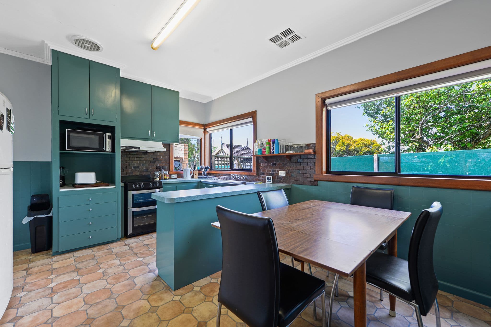 9 McNeilly Road, Drouin VIC 3818, Drouin - Thumbnail 4