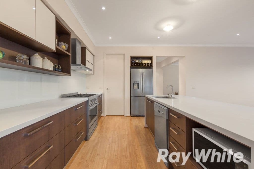 41 Carpentaria Crescent, Point Cook VIC 3030, Point Cook - Thumbnail 2