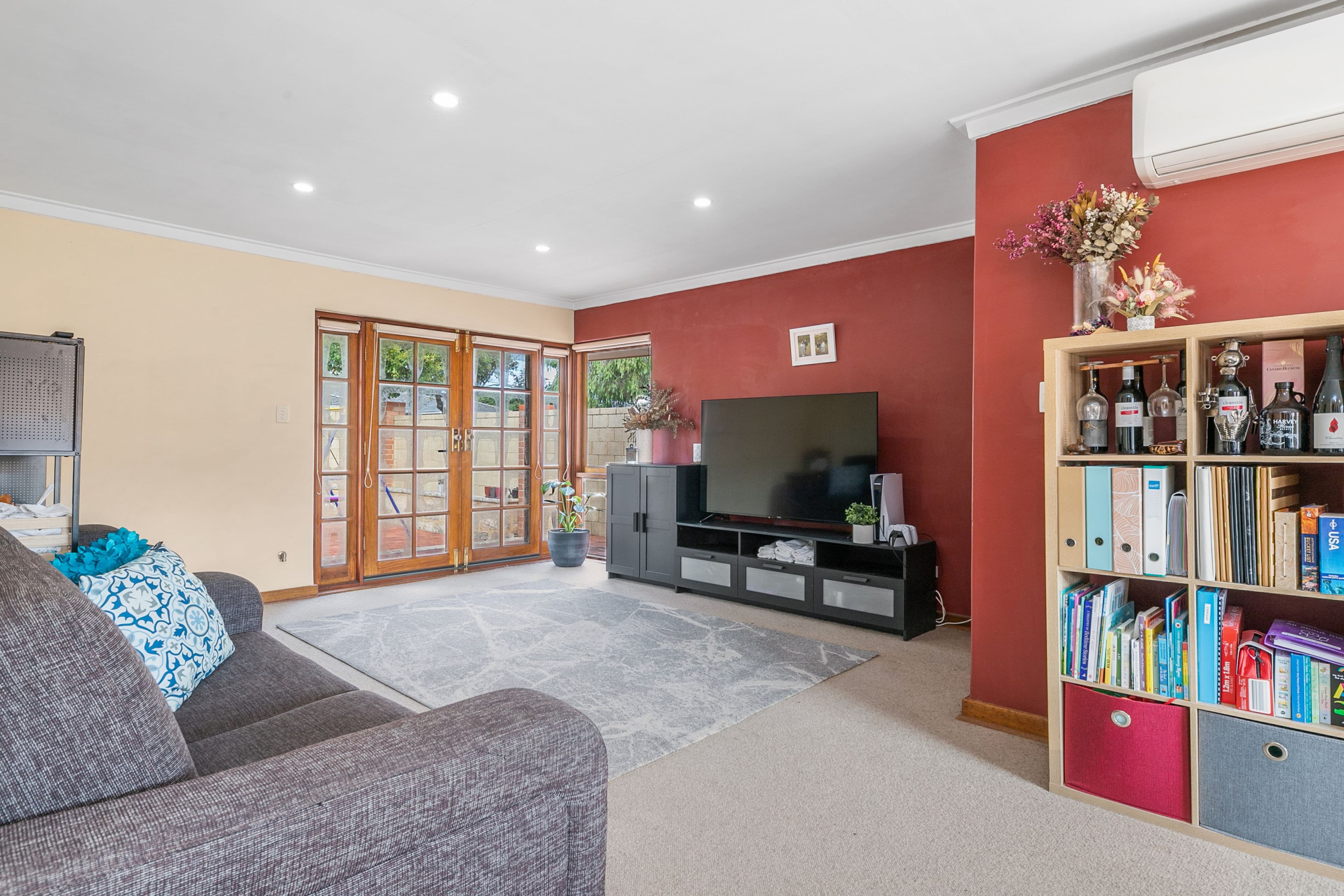 11 Williamson Road, Kardinya WA 6163, Kardinya - Thumbnail 4