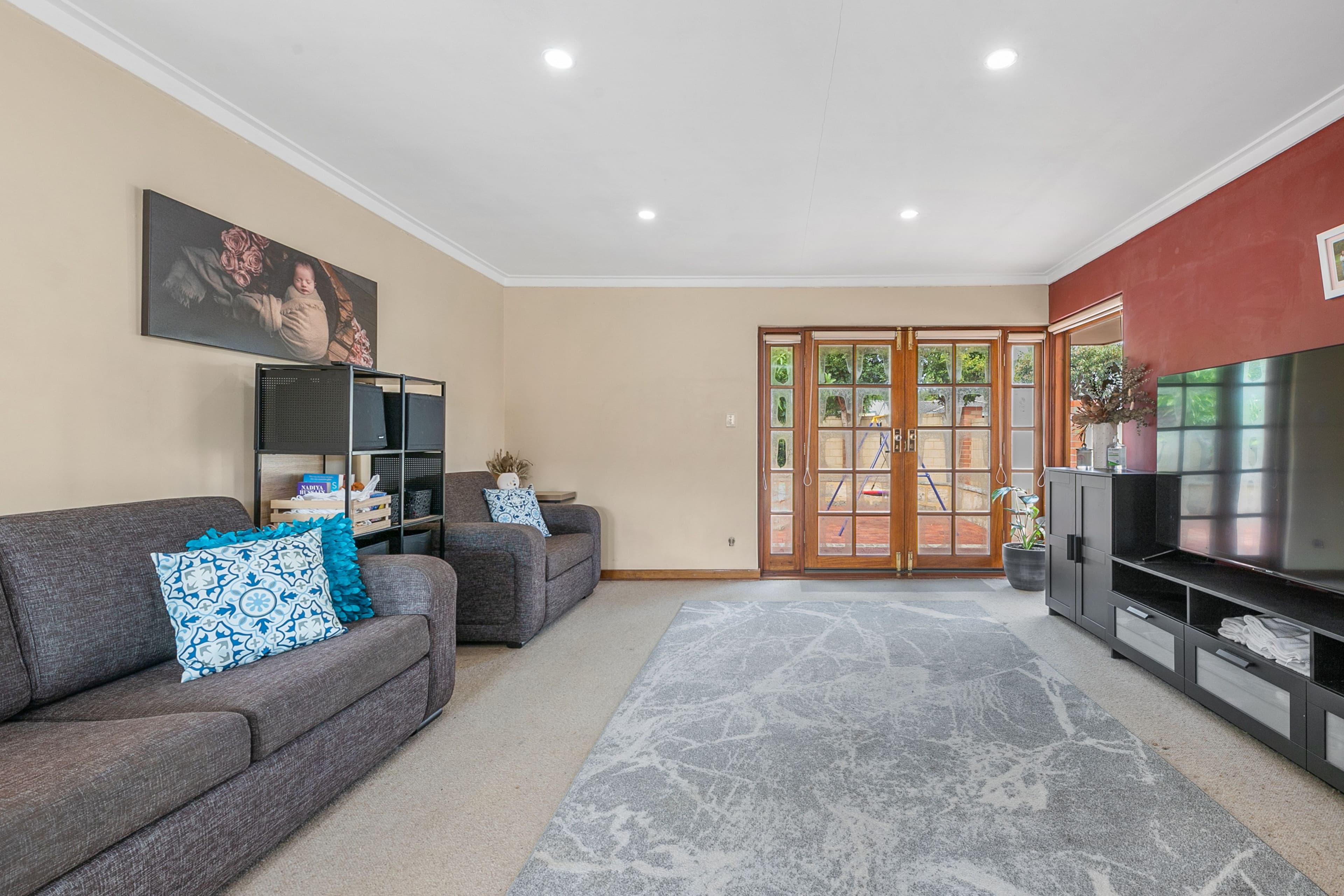 11 Williamson Road, Kardinya WA 6163, Kardinya - Thumbnail 5