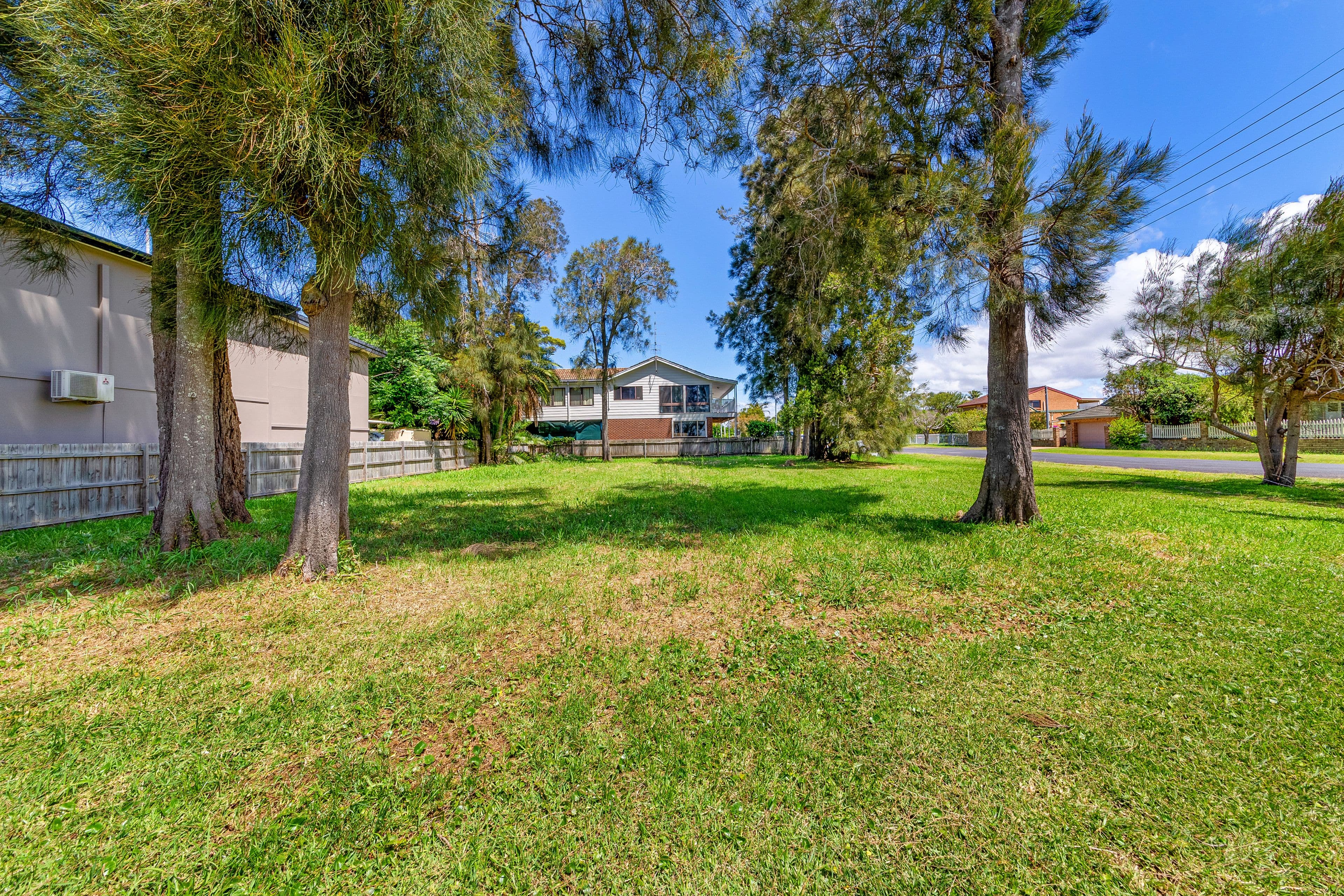 8 Lucinda Avenue, Killarney Vale NSW 2261, Killarney Vale - Thumbnail 3