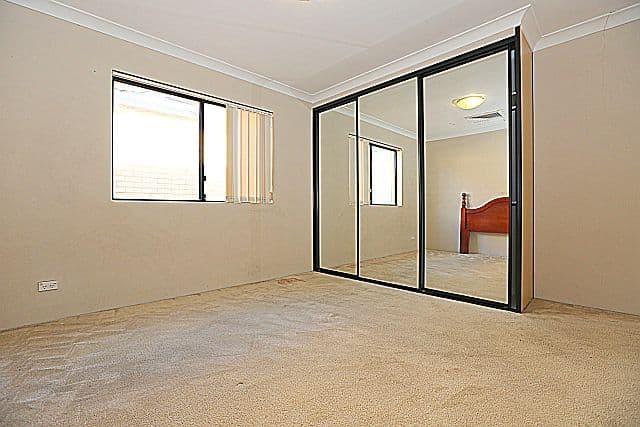 GREENACRE NSW 2190, Greenacre - Thumbnail 8