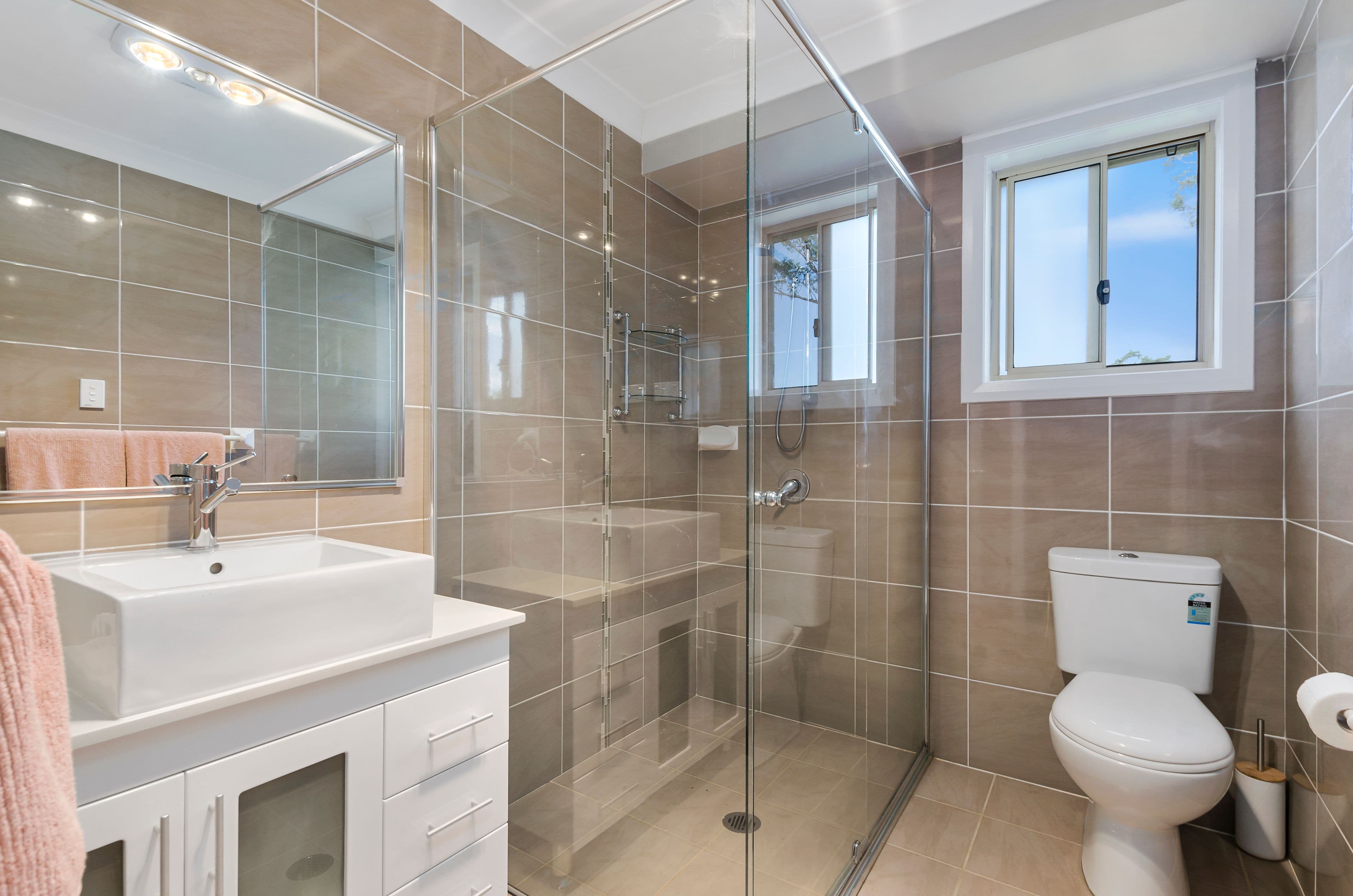 10 Pirrillie Street, Hill Top - Thumbnail 6