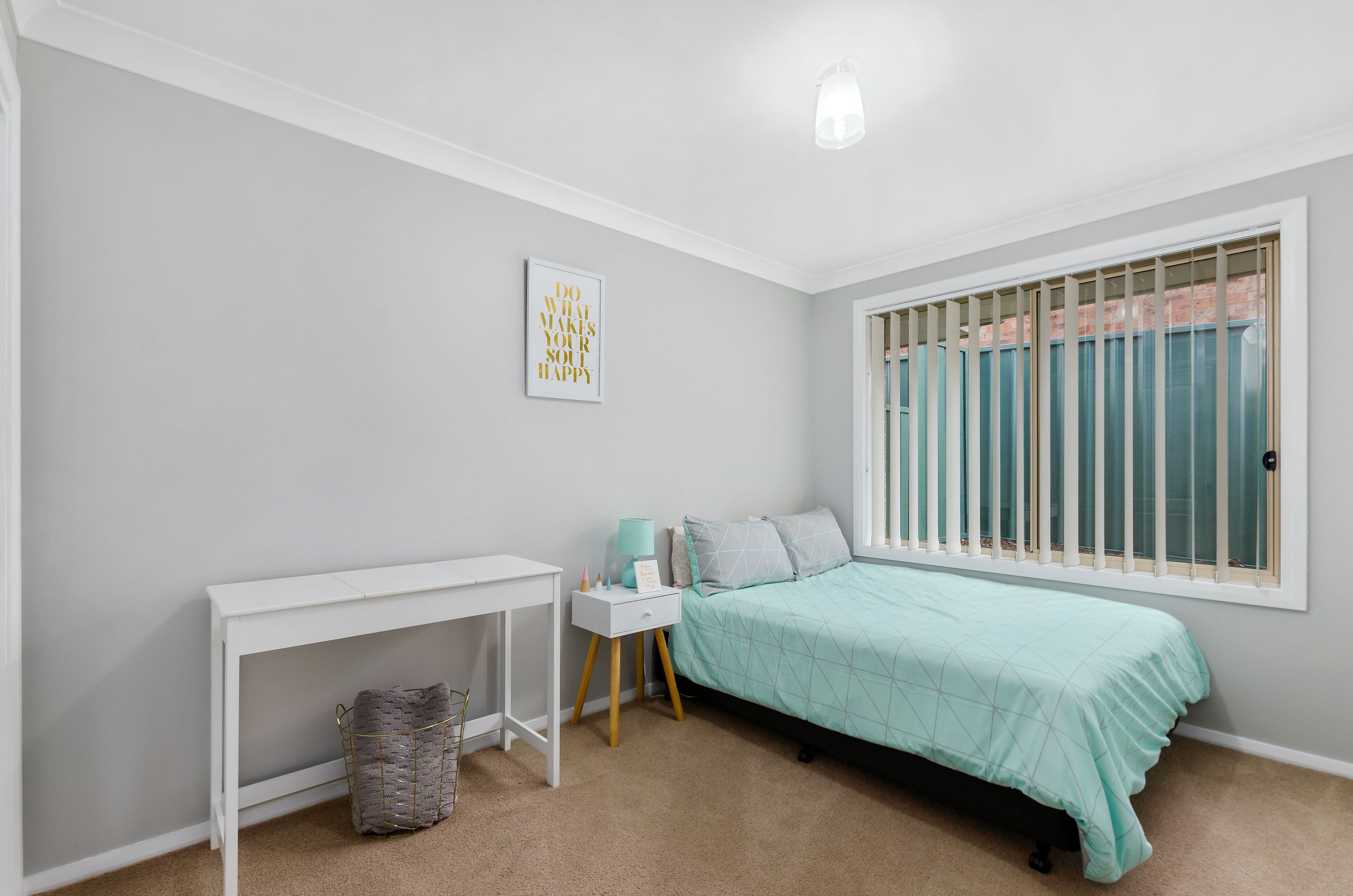10 Pirrillie Street, Hill Top - Thumbnail 8