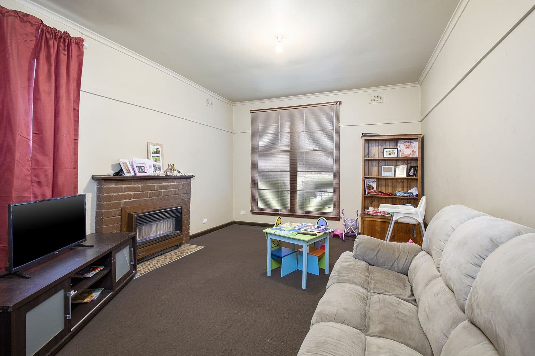 25 Montgomery Street, Ararat VIC 3377, Ararat - Thumbnail 2