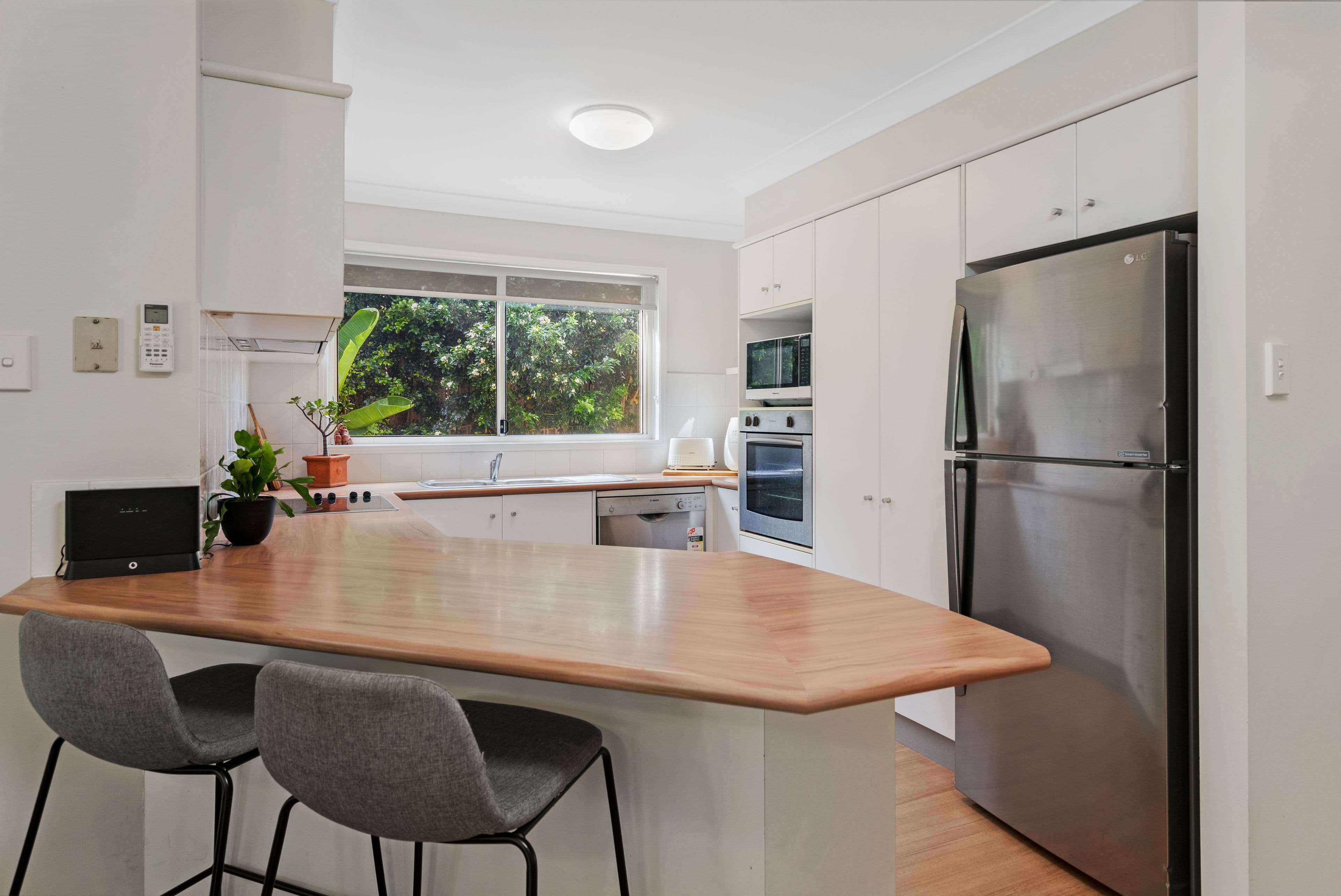 16 Corina Close, Robina QLD 4226, Robina - Thumbnail 3