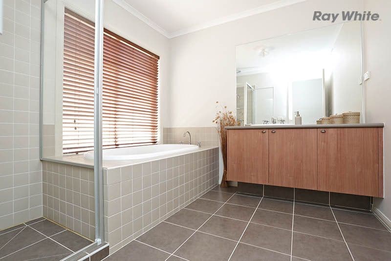 13 Windsor Court, HILLSIDE VIC 3037, Hillside - Thumbnail 7
