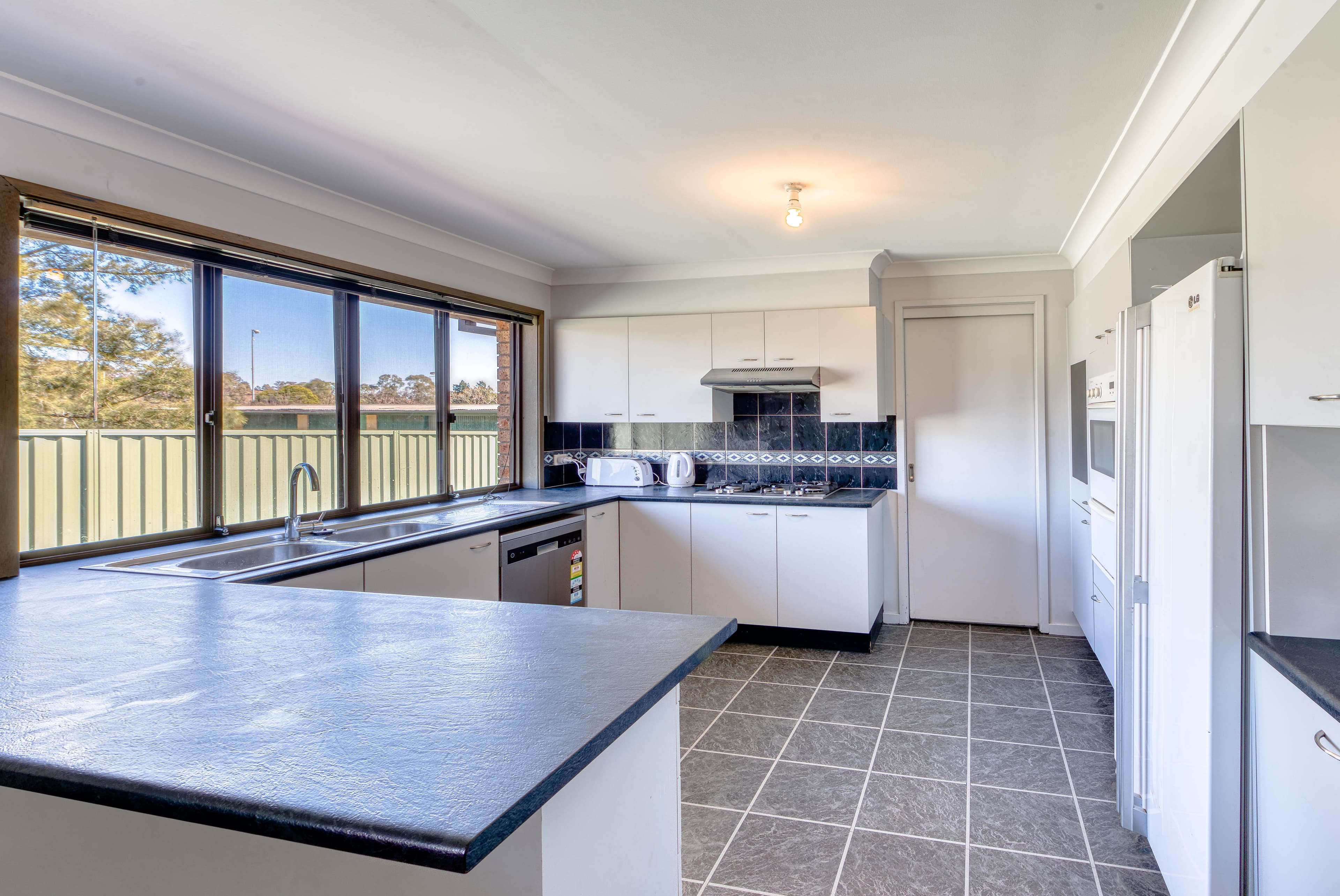 9 Ramsay Street, Picton - Thumbnail 4