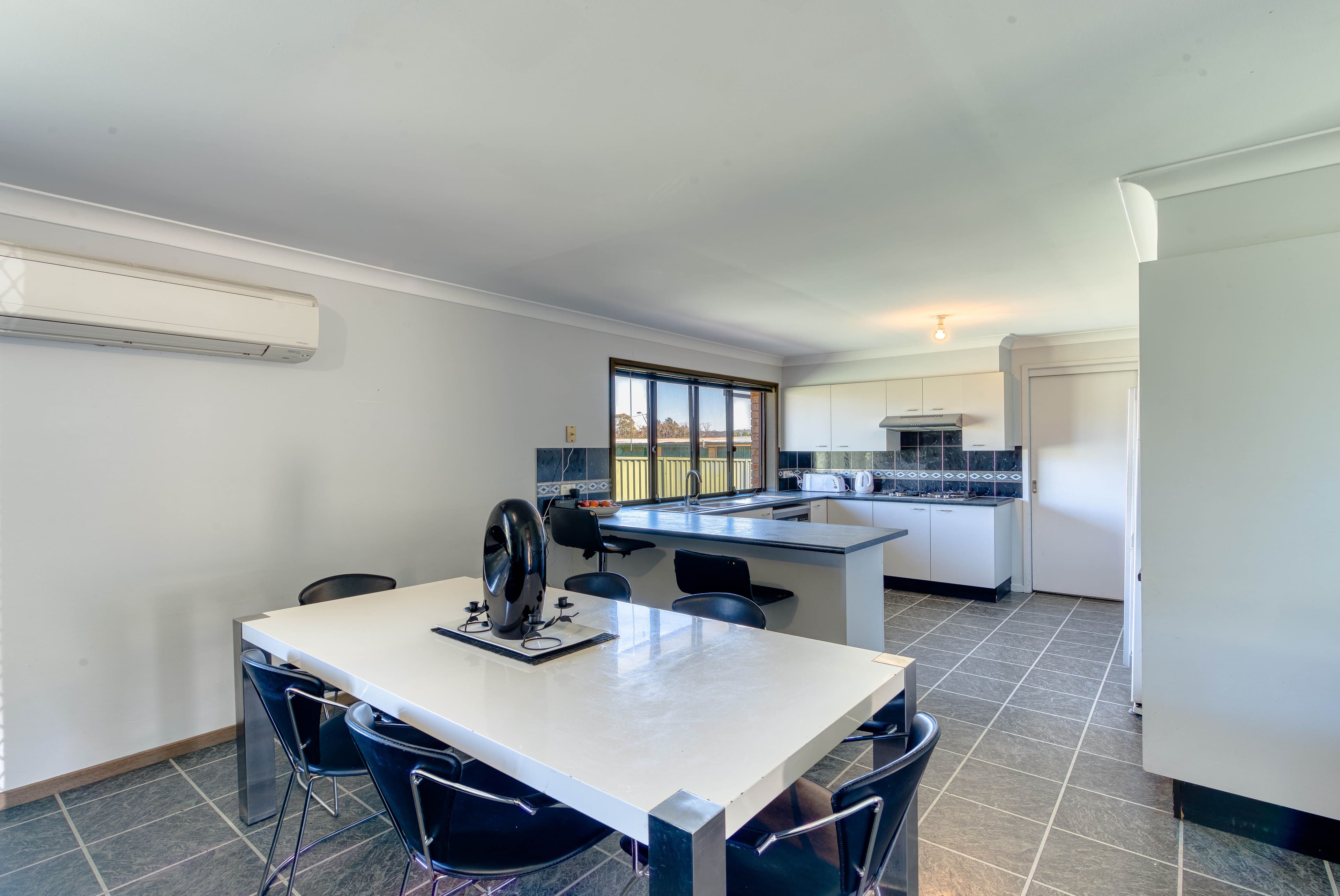 9 Ramsay Street, Picton - Thumbnail 5