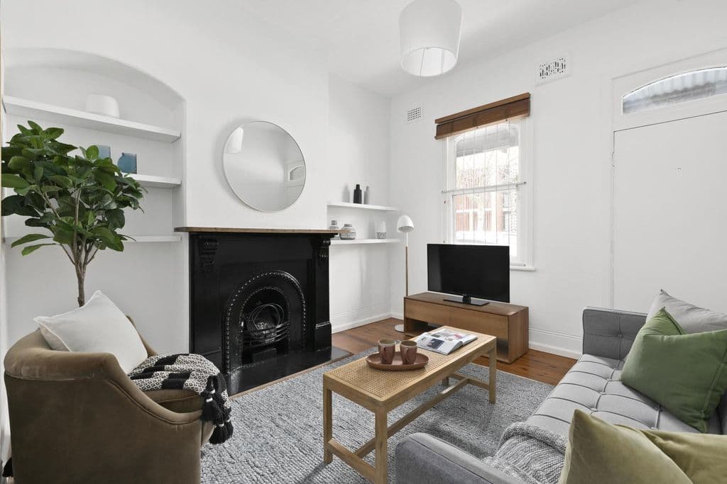 23 Mitchell Road, Alexandria - Image 1