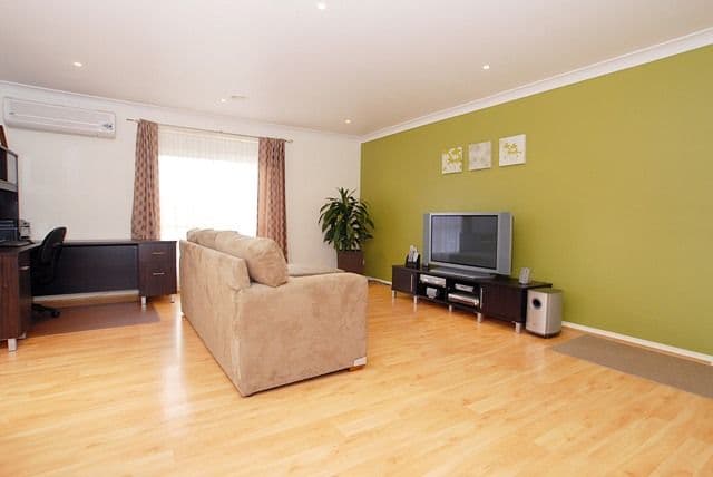 13 Mandarin Grove, WERRIBEE VIC 3030, Werribee - Thumbnail 5