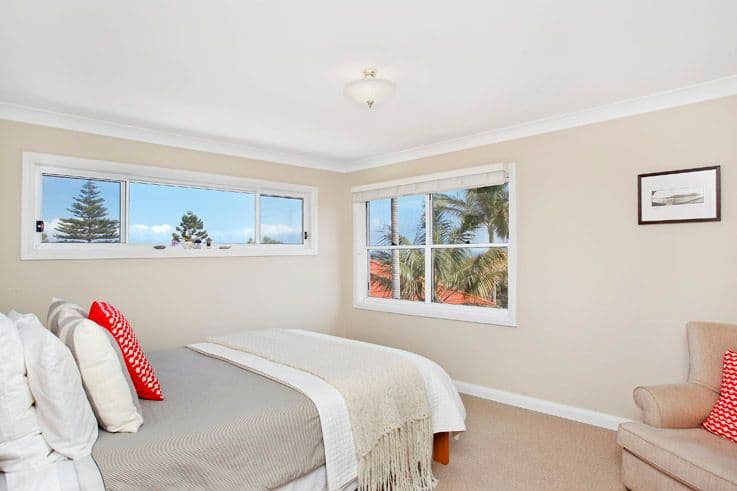 41 Parr Avenue, NORTH CURL CURL NSW 2099, North Curl Curl - Thumbnail 2