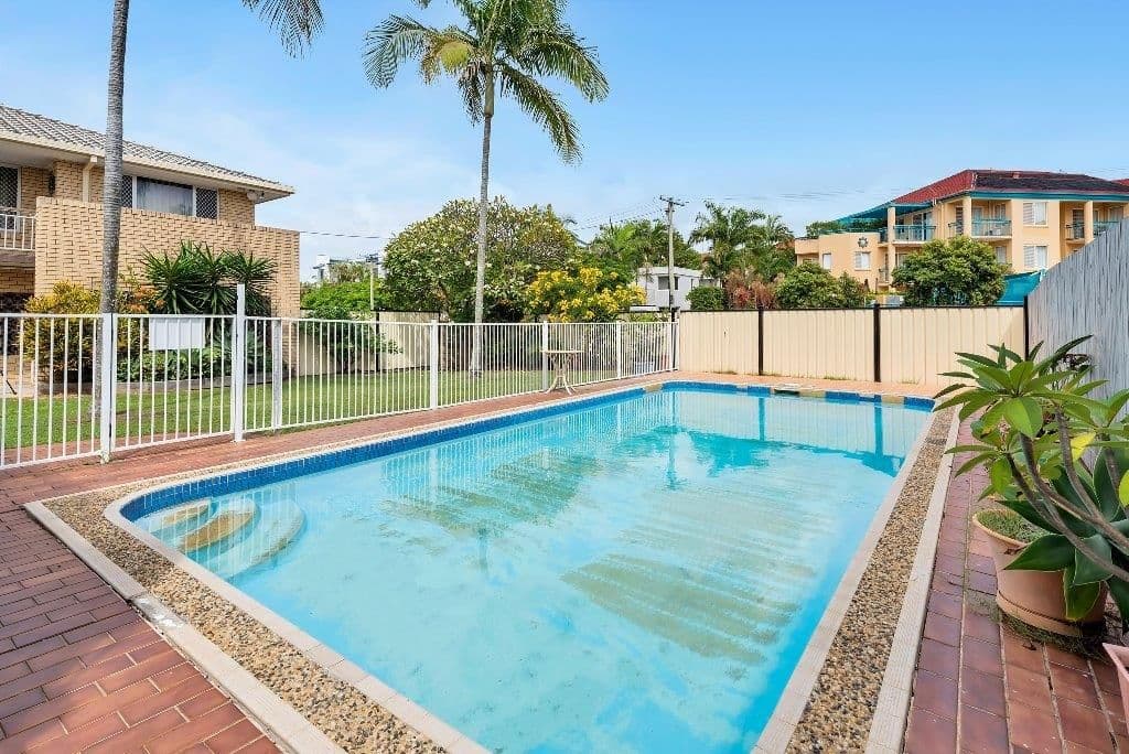 37 Burra Street, Chevron Island QLD 4217, Chevron Island - Thumbnail 2