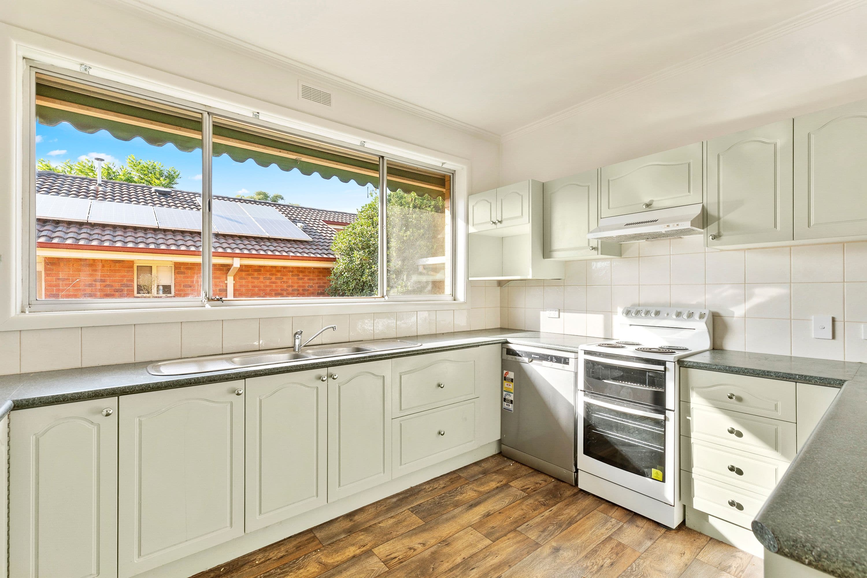 45 Loco Street, Seymour VIC 3660, Seymour - Thumbnail 3