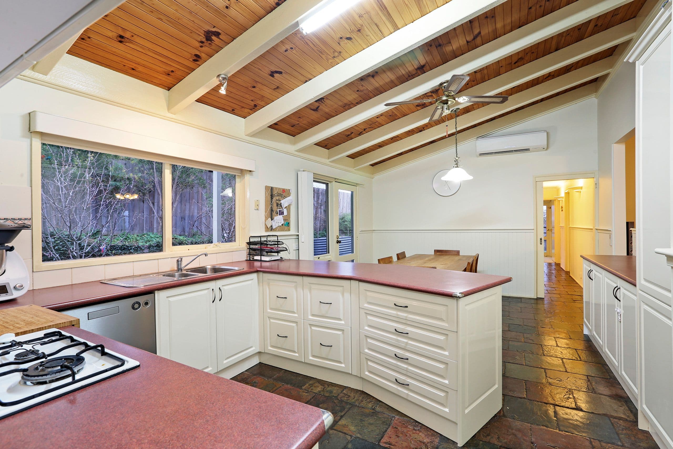 1 Friesian Court, Belmont VIC 3216, Belmont - Thumbnail 3